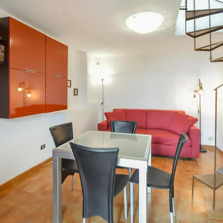 Nice Home In Serrone With House A Panoramic View Dom wakacyjny