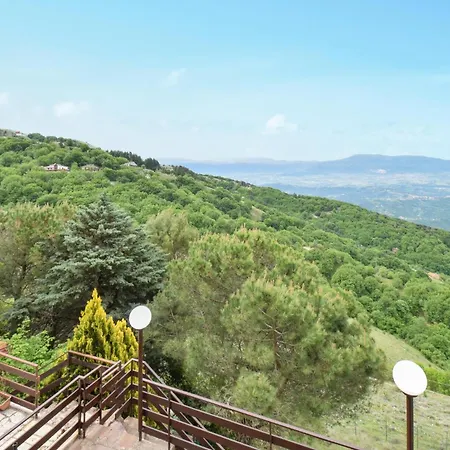 بيت للعطل 2 Bedroom Lovely In Serrone