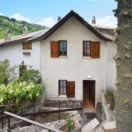 Nice Home In Serrone With House A Panoramic View * Serrone